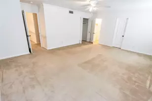 8615 La Fonte St, Houston, TX 77024 - Photo 23