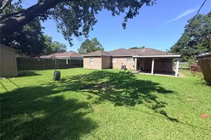 2217 Basket St, Pasadena, TX 77502 - Photo 13