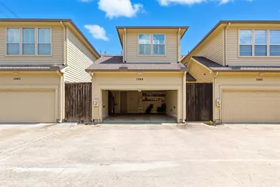 1044 Memorial Village Drive, Houston, TX 77024 - Photo 33