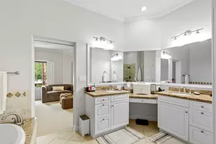 1044 Memorial Village Dr, Houston, TX 77024 - Photo 23