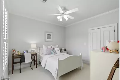 1044 Memorial Village Drive, Houston, TX 77024 - Photo 25