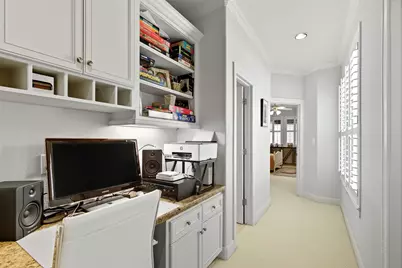 1044 Memorial Village Drive, Houston, TX 77024 - Photo 27