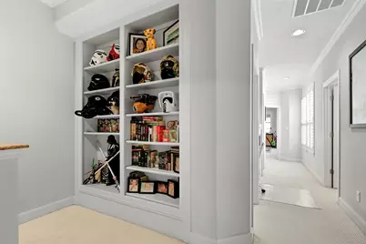 1044 Memorial Village Drive, Houston, TX 77024 - Photo 15