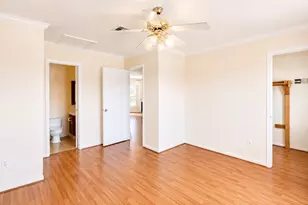 8323 Wilcrest Dr, Houston, TX 77072 - Photo 9