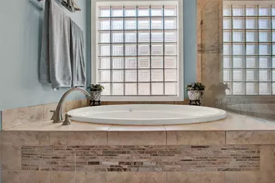 2668 E Bayshore Drive, San Leon, TX 77539 - Photo 27