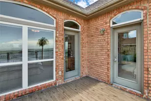 2668 E Bayshore Dr, San Leon, TX 77539 - Photo 19