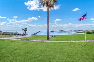 2668 E Bayshore Dr, San Leon, TX 77539 - Photo 35