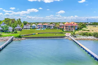 2668 E Bayshore Drive, San Leon, TX 77539 - Photo 41