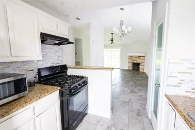 2022 Crosscoach Lane, Katy, TX 77449 - Photo 9