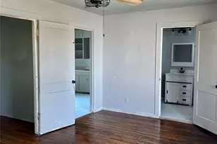 605 E Hunnicutt St, Baytown, TX 77520 - Photo 3