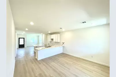 2904 5th Street, Bay City, TX 77414 - Photo 5