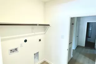 2904 5th St, Bay City, TX 77414 - Photo 9