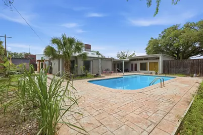 5323 S Braeswood Boulevard, Houston, TX 77096 - Photo 9