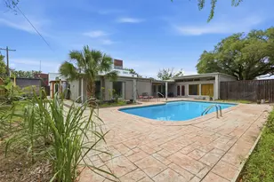 5323 S Braeswood Blvd, Houston, TX 77096 - Photo 9