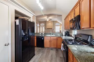 3907 Bridgeberry Ct, College Station, TX 77845 - Photo 7