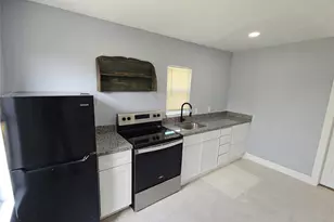 9010 Linda Vista Rd, Houston, TX 77078 - Photo 7