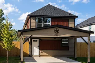 1056 North Ln, Houston, TX 77088 - Photo 1
