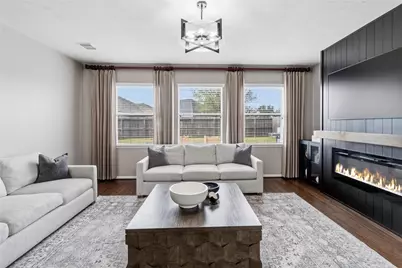 8511 Holly Spring Lane, Baytown, TX 77523 - Photo 15