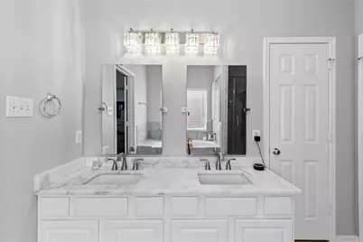 8511 Holly Spring Lane, Baytown, TX 77523 - Photo 21