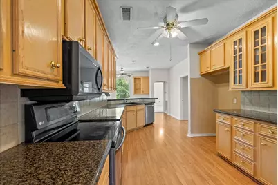 1607 Delta Street, Baytown, TX 77523 - Photo 17