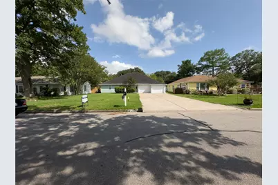 119 Marshall Street, League City, TX 77573 - Photo 3