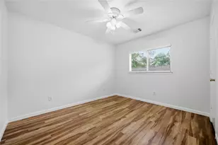 26872 Wellington Ct, Kingwood, TX 77339 - Photo 23