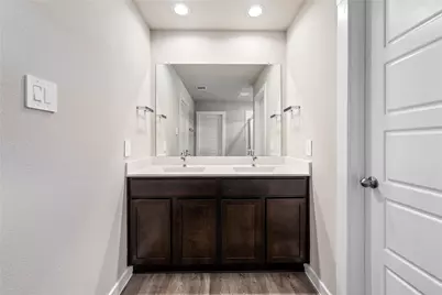 12722 Basinghall Lane, Houston, TX 77047 - Photo 13