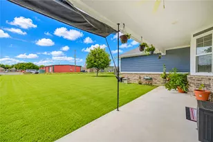 1914 Lynn St, El Campo, TX 77437 - Photo 45