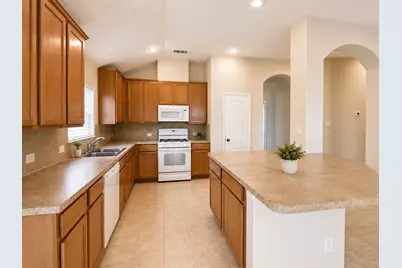 3011 Sunchase Court, Katy, TX 77449 - Photo 7