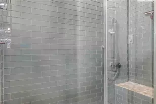 808 Woodrow St, Houston, TX 77006 - Photo 21