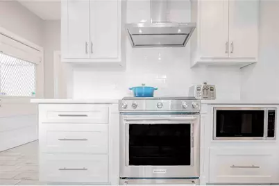 808 Woodrow Street, Houston, TX 77006 - Photo 13