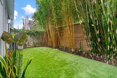 2622 Greenbriar Drive, Houston, TX 77098 - Photo 37