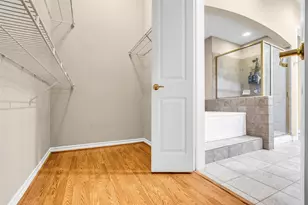 2400 McCue Rd, Houston, TX 77056 - Photo 15