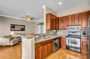 2400 McCue Rd, Houston, TX 77056 - Photo 7