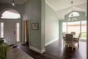 716 N 31st St, Nederland, TX 77627 - Photo 3