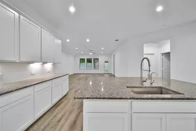 1008 Youth Water Road, Montgomery, TX 77316 - Photo 7