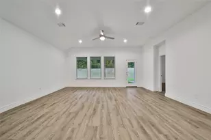 1008 Youth Water Rd, Montgomery, TX 77316 - Photo 11