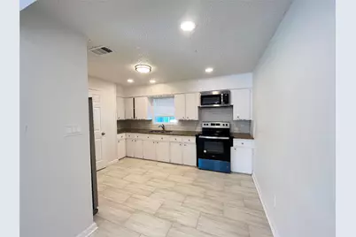 7337 Orville Street #B, Houston, TX 77028 - Photo 5