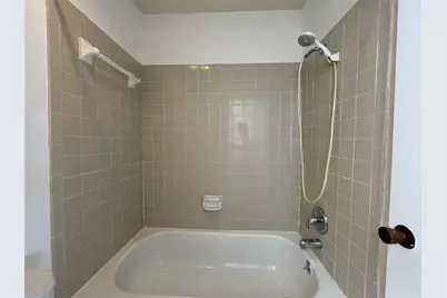 3909 Tanglewilde Street #3909, Houston, TX 77063 - Photo 5