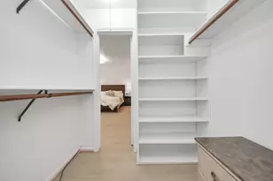 10719 Burgoyne Rd, Houston, TX 77042 - Photo 23