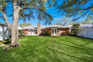 10719 Burgoyne Rd, Houston, TX 77042 - Photo 27