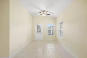 611 E Newport Bend, Katy, TX 77494 - Photo 17