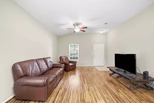 611 E Newport Bend, Katy, TX 77494 - Photo 9