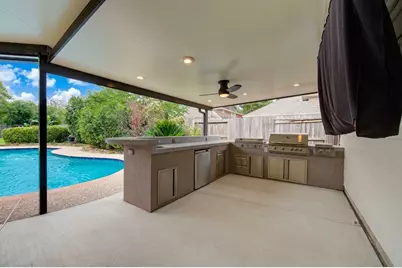 12731 Melvern Court, Houston, TX 77041 - Photo 11
