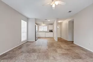 81 Blue Fox Rd, The Woodlands, TX 77380 - Photo 3