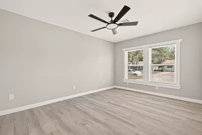 10531 Royal Oaks Drive, Houston, TX 77016 - Photo 23