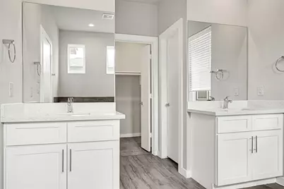 9431 Jutland Road, Houston, TX 77033 - Photo 19