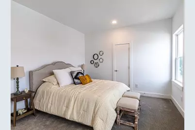 1236 W 25th Street #C, Houston, TX 77008 - Photo 13