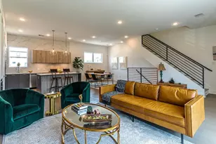1236 W 25th St, Houston, TX 77008 - Photo 1