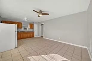 8814 Manus St, Houston, TX 77093 - Photo 9